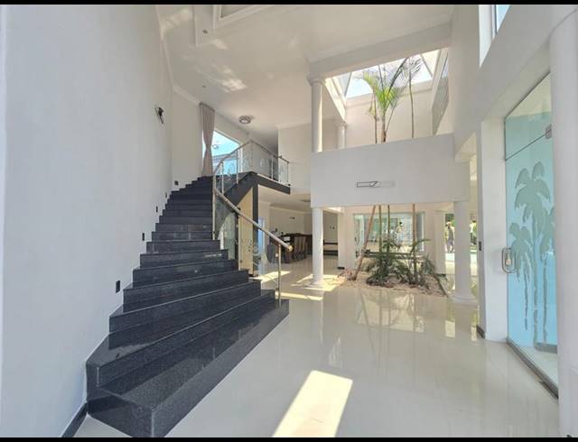 6 BEDROOM PROPERTY TO RENT IN SILVER LAKES